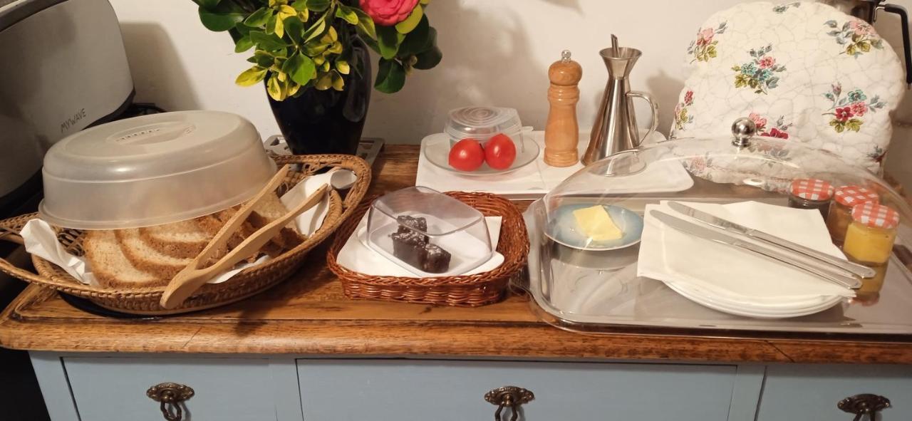 Superviews, Parking 24H Vigilado Incluido Y Netflix En Habitacion Independiente Con Bano Privado En Apartamento Particular, Francais&English Bilbao Luaran gambar